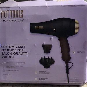 NEW! Hot Tools Pro Signature Blow Dryer & Acc.